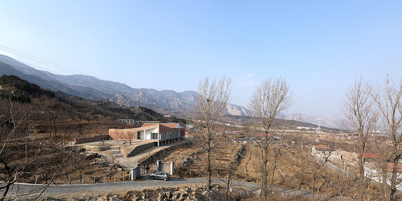 DCA renovates and redesigns yantai shan mountain dwelling