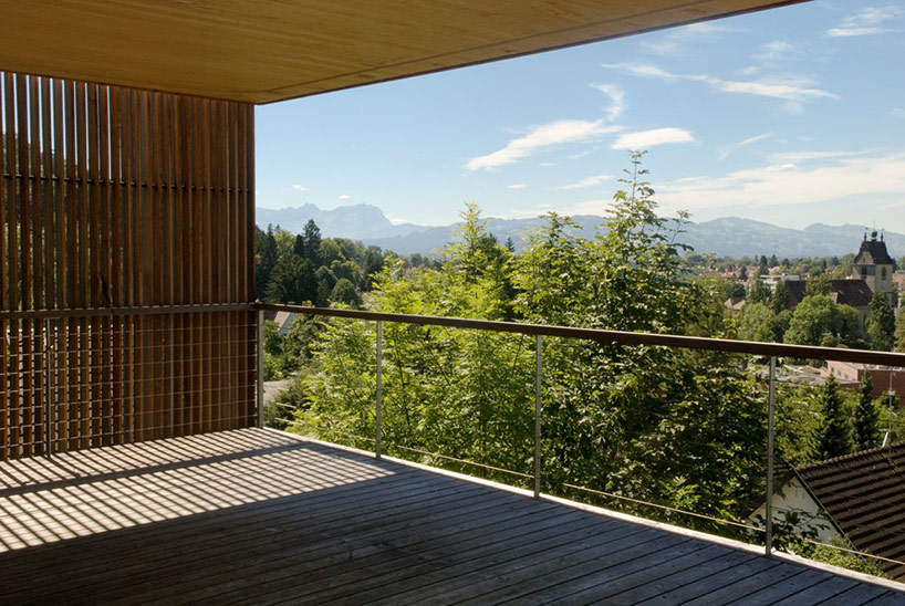 elmar ludescher architekt constructs haus am felsen over a valley in bregenz