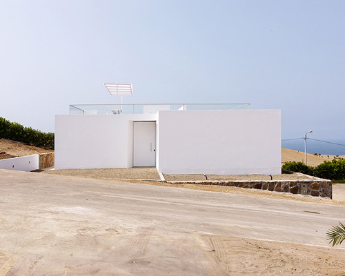 enrique llatas and aurelio herreras' lima home lightens up the desert