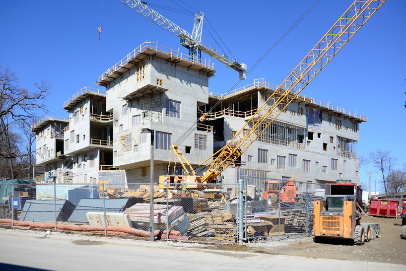 iowa university topping out steven holl architects designboom