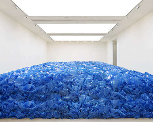 jean-françois boclé floods the saatchi gallery in a sea of blue bags