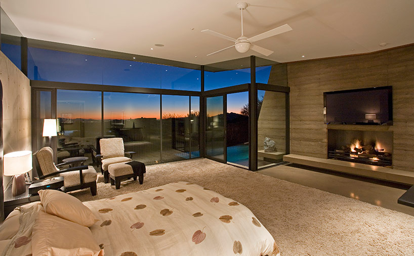 kendle design collaborative casts the desert wing house