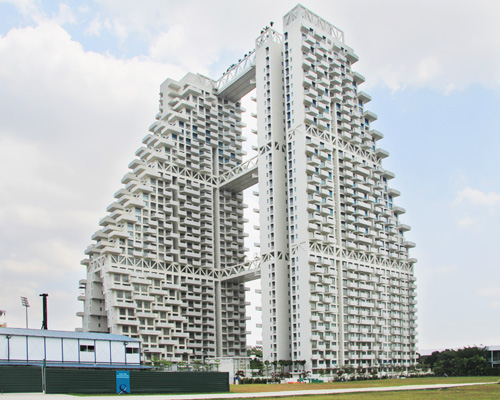 moshe safdie's sky habitat nears completion in singapore