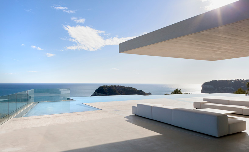ramon esteve estudio casa sardinera house alicante designboom