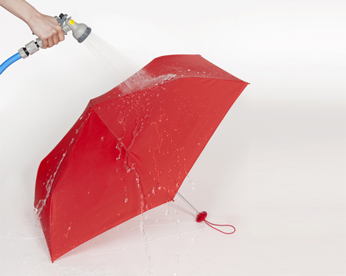 wet-free unnurella umbrella uses remarkably high-dense fabric