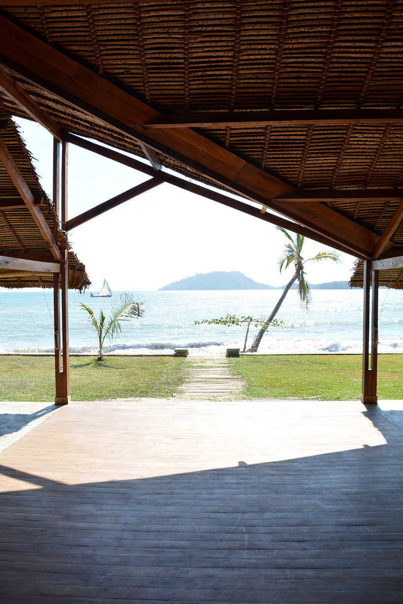 sceg architects madagascar residence designboom