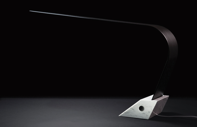 TRED-C7OLED-light-designboom05