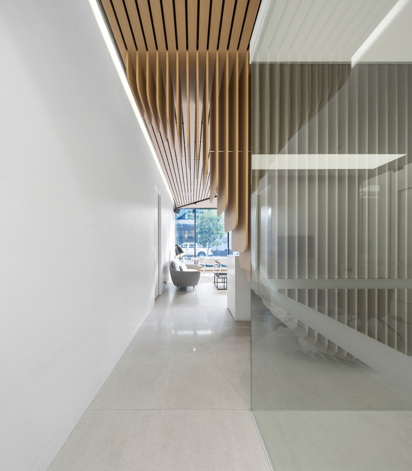 care-implant-dentistry-pedra-silva-architects-designboom-02