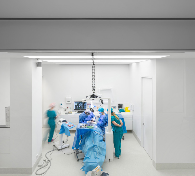 care-implant-dentistry-pedra-silva-architects-designboom-02