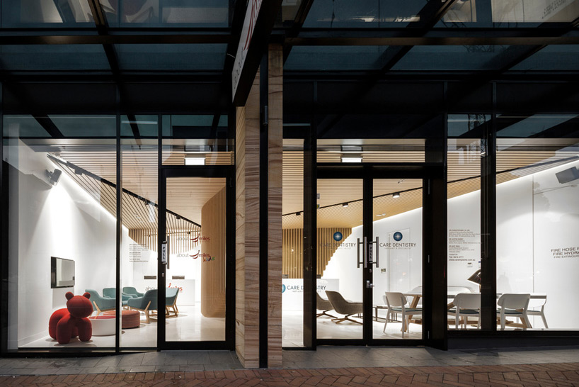 care-implant-dentistry-pedra-silva-architects-designboom-02