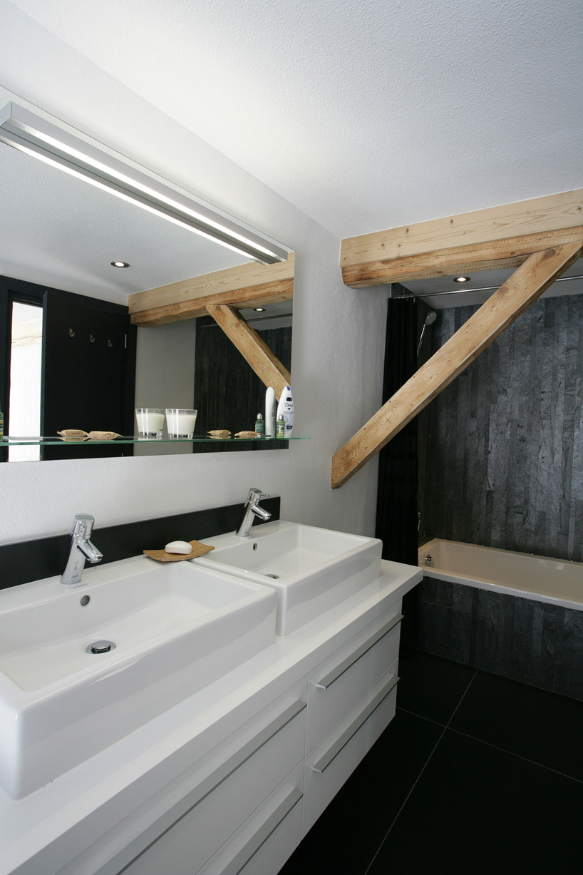 chalet piolet chevallier architectes designboom