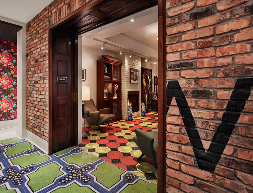 devonshire-inn-tongtong-designboom-02