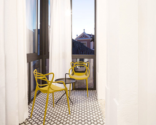 fala atelier gives lisbon apartment an organizational overhaul