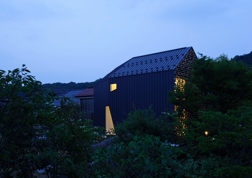 house in kaga AE5 architects designboom