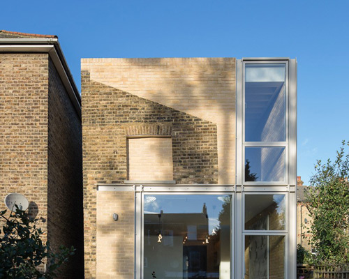 tsuruta architects' house of trace in london exposes structural history