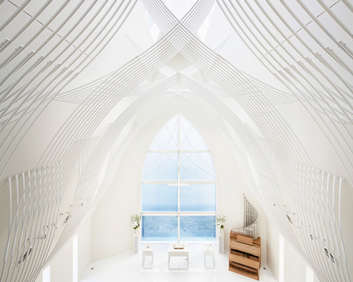 intricate white veil tops st. voile chapel by kasahara design work