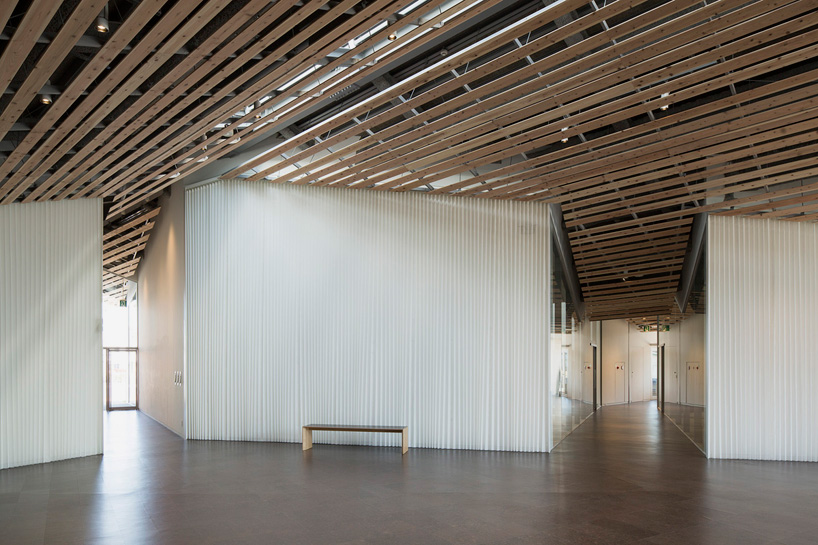 kengo kuma community center towada city plaza aomori designboom