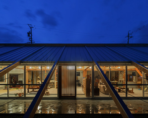 series of timber beams anchors longhouse residence in suzaka