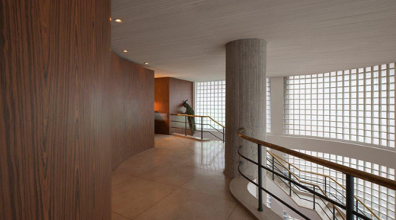 bar riviera studio mk27 designboom