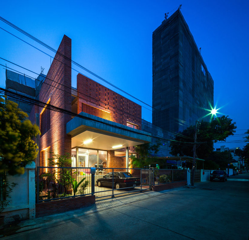 ngamwongwan house junsekino architects designboom