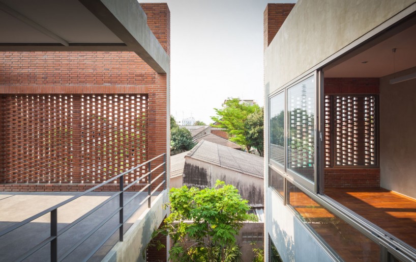 artfully built brick residence in bangkok by junsekino