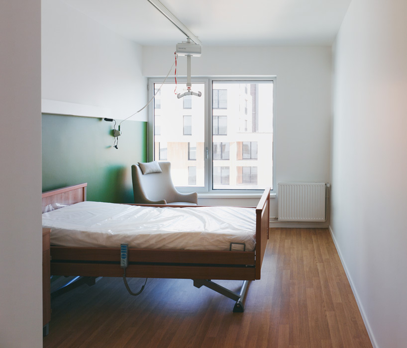 rue-de-lourmel-paris-TVK-architects-designboom-12