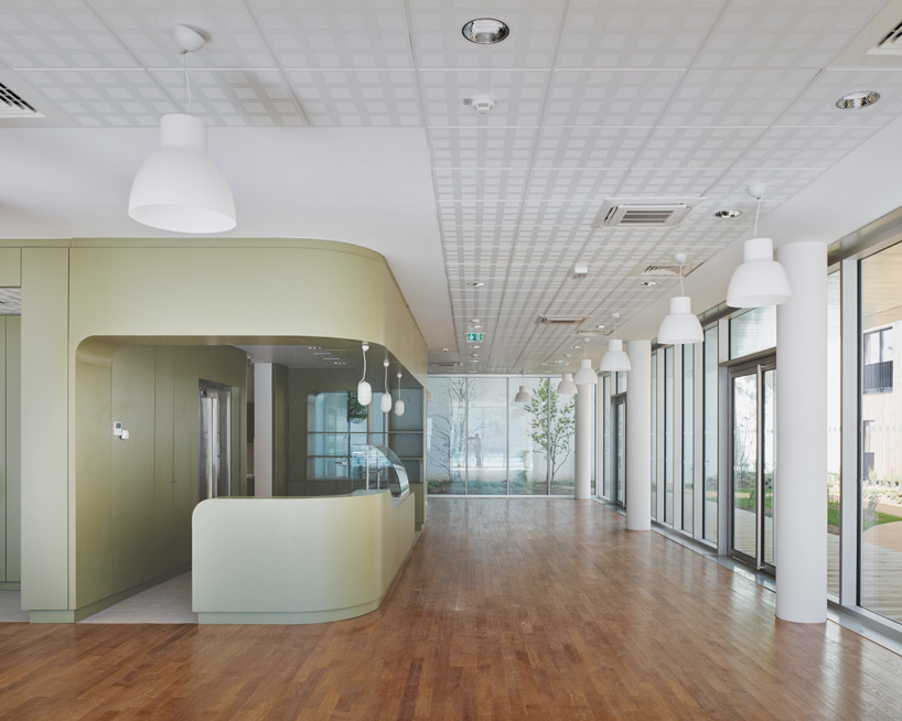 rue-de-lourmel-paris-TVK-architects-designboom-12