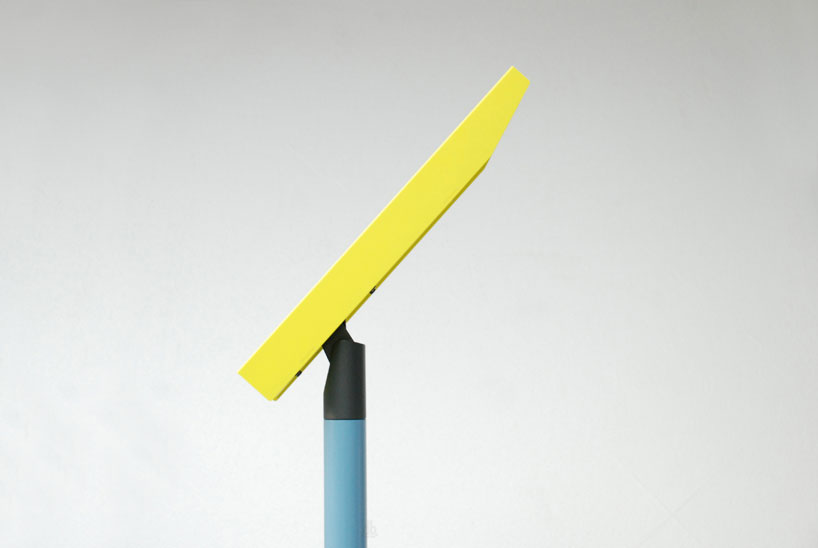 singapore_Crane-Lamp_yellow__designboom_009