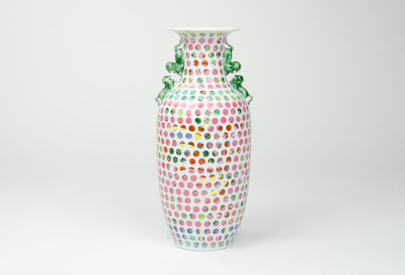 singapore_SpottedNyonya_Vase-01_designboom_003