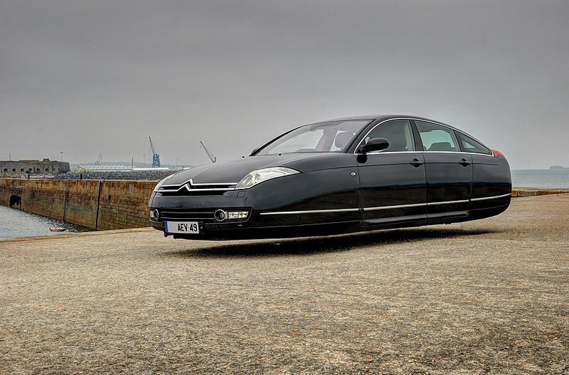 sylvain-viau-flying-cars-designboom-06