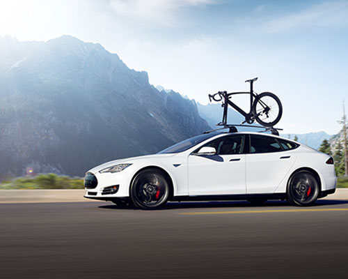 all-wheel drive tesla model S 90D electric car races to 60mph in 2.8s (Update)