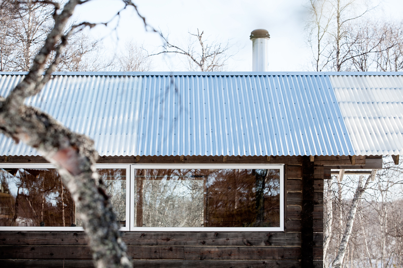 ahaa-architects-femunden-cabin-norway-designboom-02