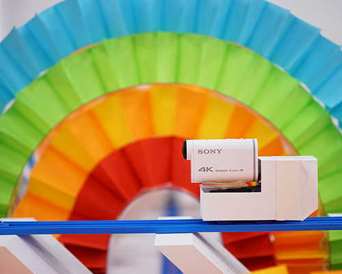 4K sony action cam goes on a color adventure with 200,000 sticky notes