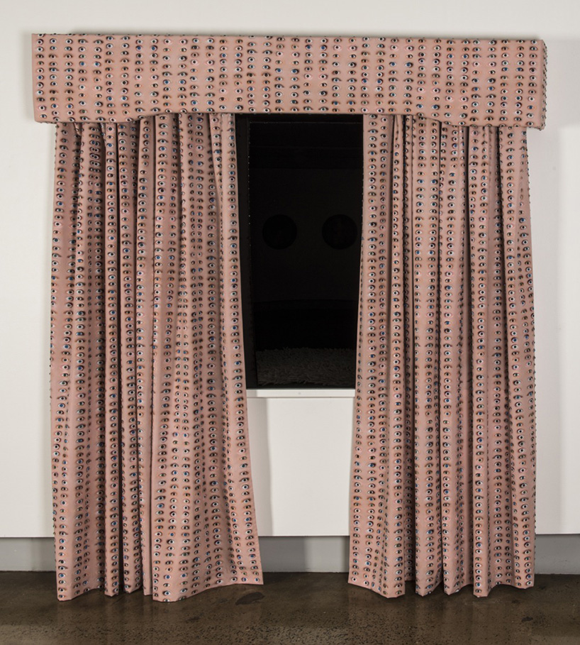 fiona-roberts-intimate-vestiges-designboom-04