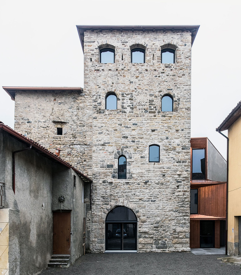 gianluca gelmini CN10 torre del borgo lotto 1 bergamo designboom