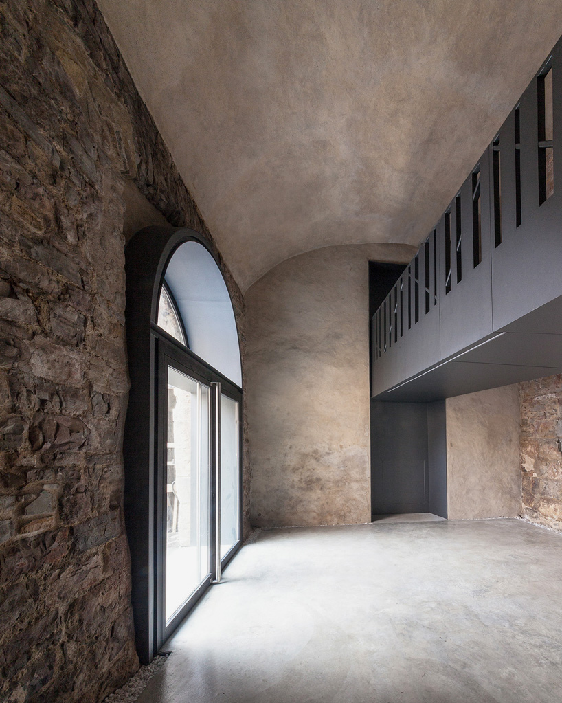 gianluca gelmini CN10 torre del borgo lotto 1 bergamo designboom