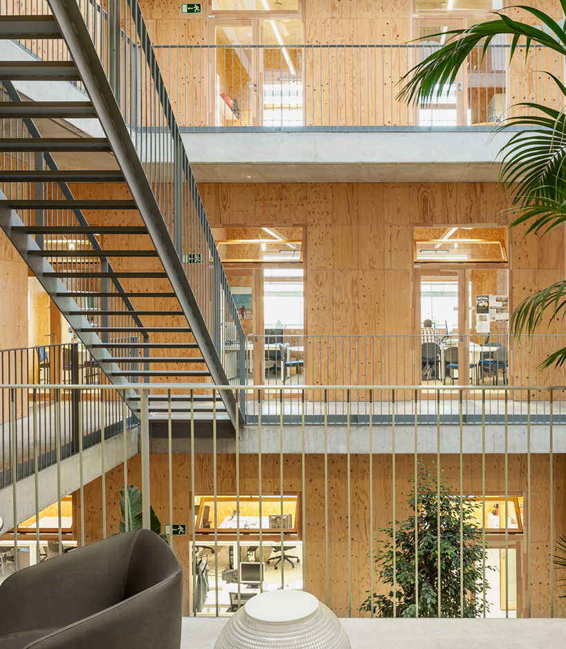 h arquitectes palaeontology research center barcelona designboom