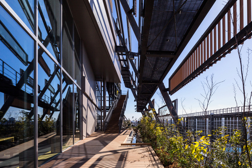 kengo kuma toshima ward office tokyo japan designboom