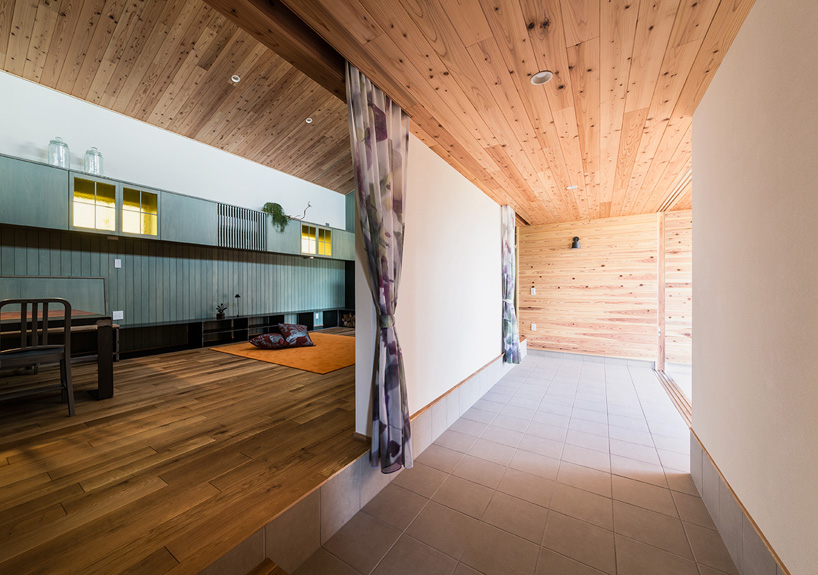 minako wakasa farmhouse shiga japan designboom