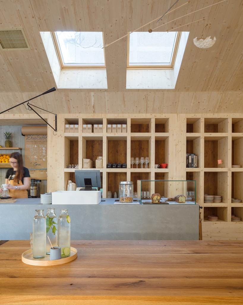 nana not a number architects juice bar cabin bucharest designboom