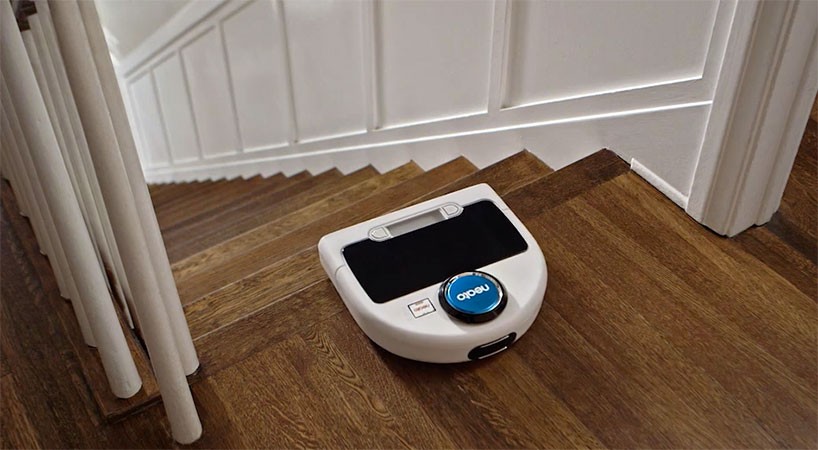 neato-robot-vacuum-designboom-05