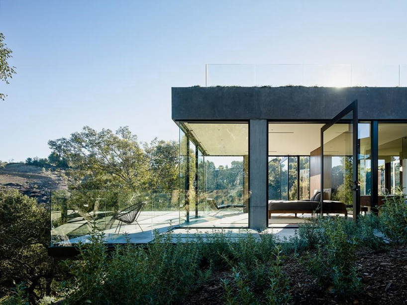 walker workshop oak pass main house beverly hills california designboom