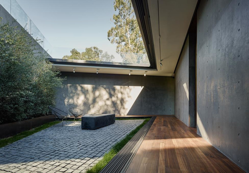 walker workshop oak pass main house beverly hills california designboom
