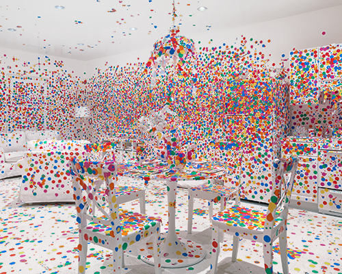 yayoi kusama brings colorful dot-covered obliteration room to new york