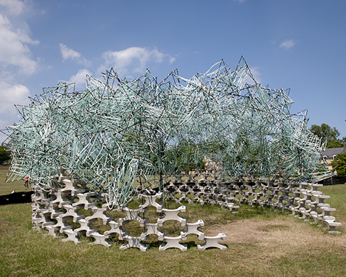 BanG studio's billion oyster pavilion includes 'condos' for marine life