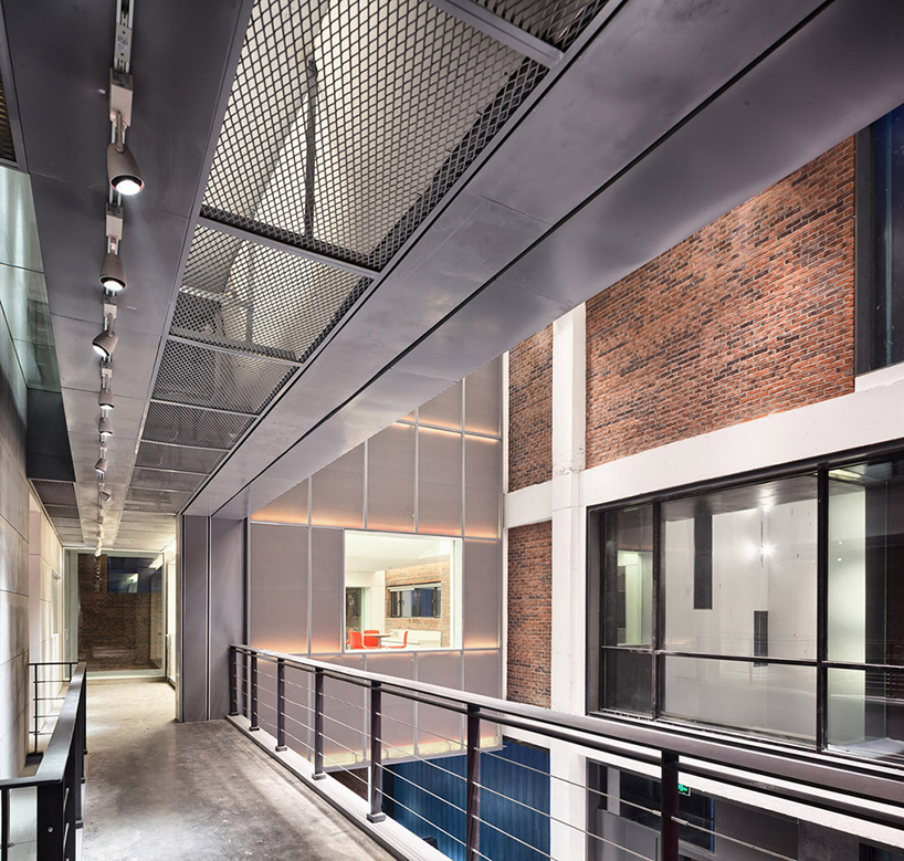 chiasmus-diesel-changchun-offices-designboom-02