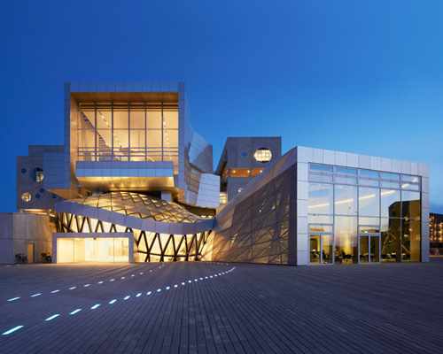 wolf d. prix explains coop himmelb(l)au's design for aalborg's house of music