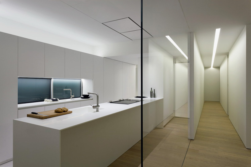 fran silvestre arquitectos casa antiguo reino house valencia designboom