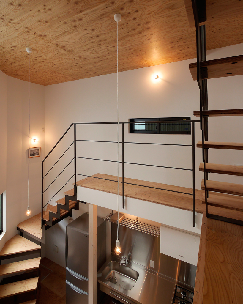 house-in-chiyosaki-coo-planning-japan-designboom-02
