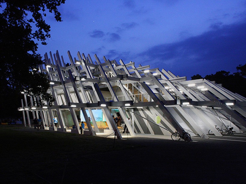 j. mayer h. completes temporary pavilion for the city of karlsruhe